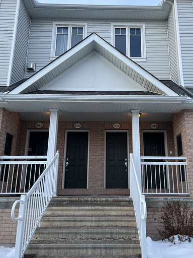 394 Galston Private - 1 | 394 Galston Private, Ottawa | 2986606