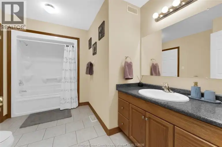 1626 MERIDIAN STREET | 1626 MERIDIAN STREET, Windsor | 2974412
