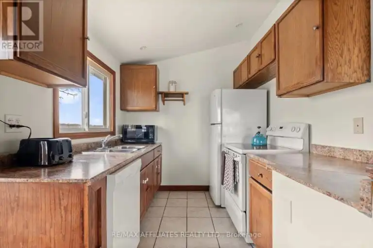 96 BAYVIEW DRIVE | 96 BAYVIEW DRIVE, Greater Napanee | 2966242