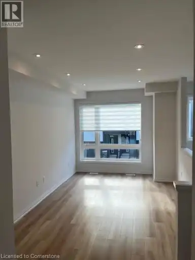 55 TOM BROWN Drive Unit# 94 | 55 TOM BROWN Drive Unit# 94, Paris | 2966254
