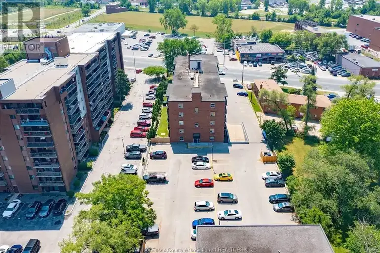 3905 RIVERSIDE DRIVE East Unit# 203 | 3905 RIVERSIDE DRIVE East Unit# 203, Windsor | 2972602