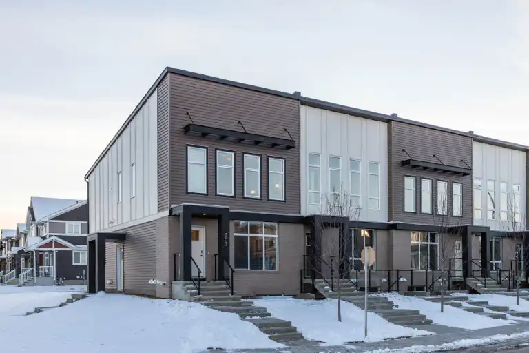 town home/ Street Town  Savanna Landing | Savanna Landing NE, Calgary | 2981458