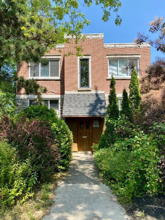Beau petit 4 1/2 dans Ahuntsic à louer | 2968246