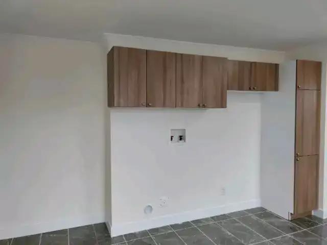 1 sept Grand Rdc 5.5 rénové 3plex Climatisé + Cour@ 5mn Dix30 | 2968251