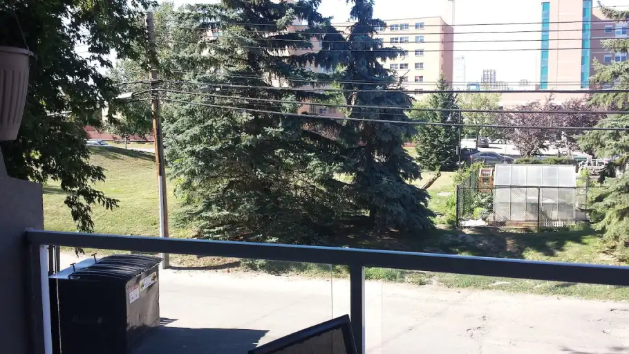 October 1st, furnished | 210 25 Avenue Southwest, Calgary | 2968530