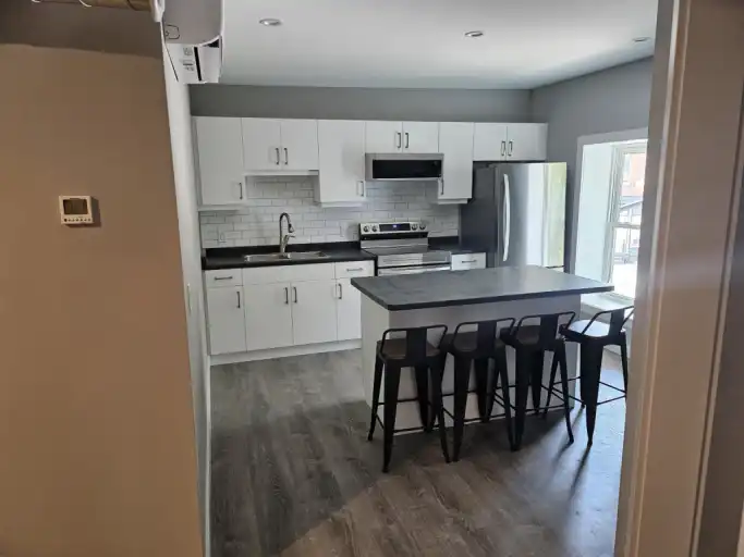 1 bedroom apartment downtown Orillia | 39 Mississaga Street West, Orillia | 2974539