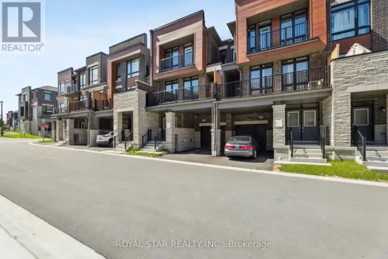 8 COPPINI LANE | 8 COPPINI LANE, Ajax | 2974544
