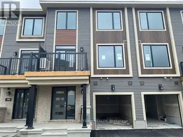 388 CLEARPATH PRIVATE | 388 CLEARPATH PRIVATE, Ottawa | 2969016