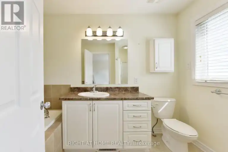 226 HUNTERBROOK STREET | 226 HUNTERBROOK STREET, Ottawa | 2969859