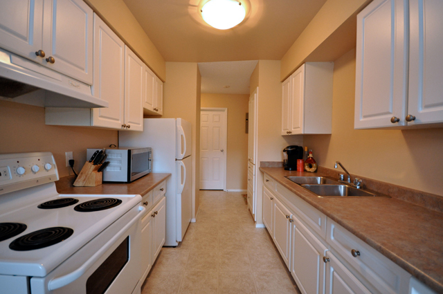 College Manor Apartments | 670 McBeth Place, Kamloops | 2969919