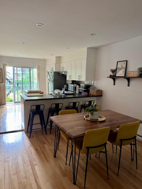 Grand 4 1/2 avec jardin à louer | 2970089