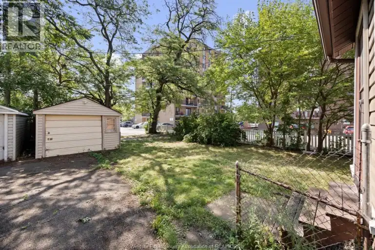 319 Randolph | 319 Randolph, Windsor | 2974714