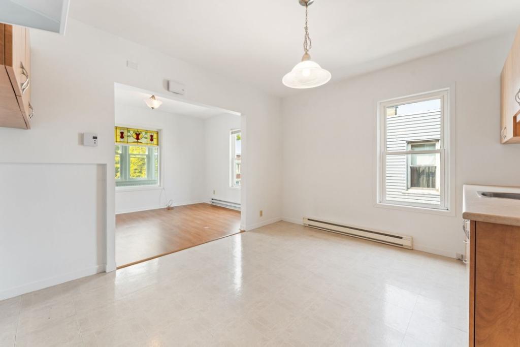 Beau 3 ½ lumineux au 2ᵉ étage – 27, rue Paré, Granby | 2976892