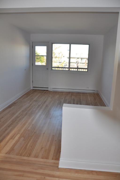 4 1/2, 3ième Étage à $1,395 | 2975008