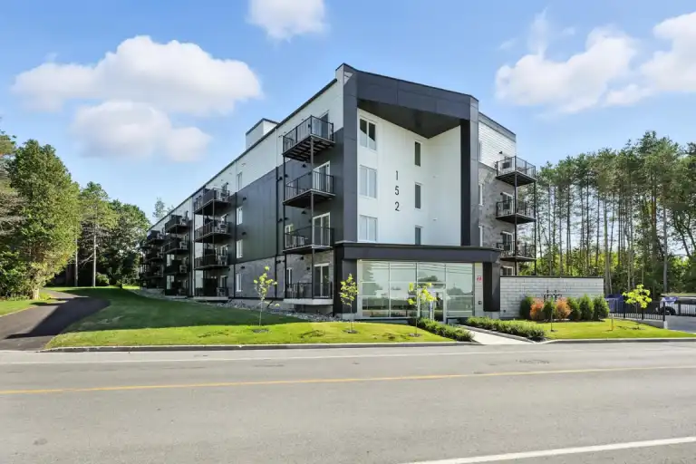 LE CIRIUS | 152 Chemin Eardley, Aylmer | 2975054