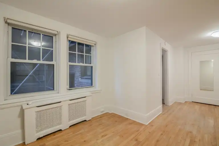 1 Rosemount Avenue | 1 Rosemount Avenue, Westmount | 2975055