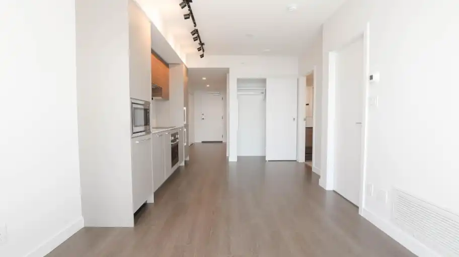 13725 King George Junction, Surrey | 13725 King George Junction, Surrey | 2984106