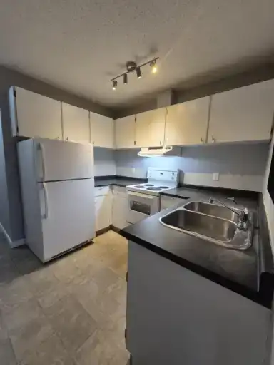 PREMIUM 2 Bedroom Suites - Available August 15th | 5820 58A Street, Red Deer | 2975347