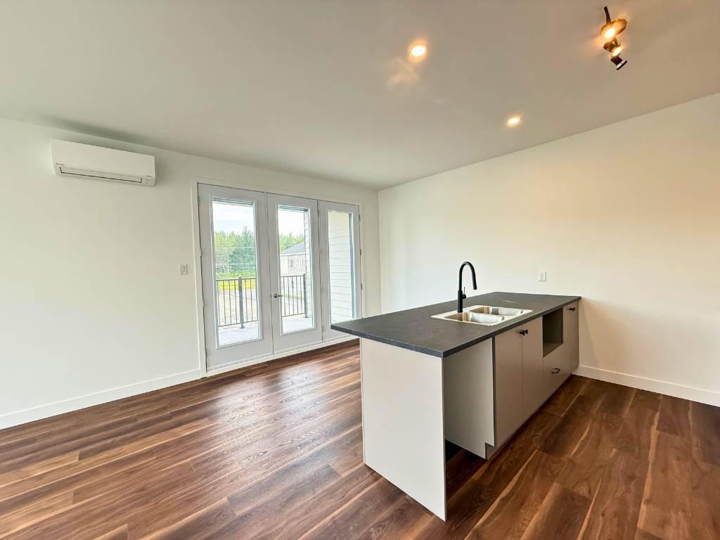 Grand 5 ½ NEUF à louer à Drummondville | 2975427