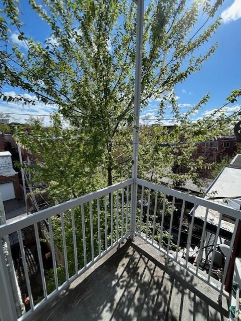 BEL APPARTEMENT COMPLÈTEMENT RÉNOVÉ STYLE LOFT DANS LE SECTEUR LE PLUS RECHERCHÉ DE ROSEMONT | 2975432