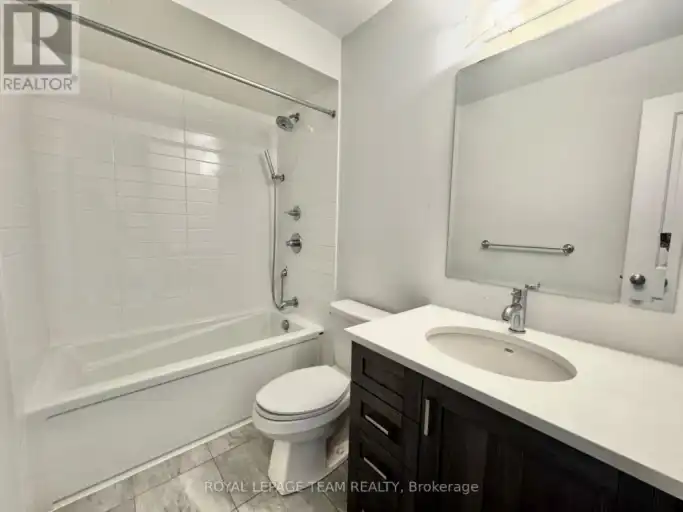 695 CAIRN CRESCENT | 695 CAIRN CRESCENT, Ottawa | 2975565