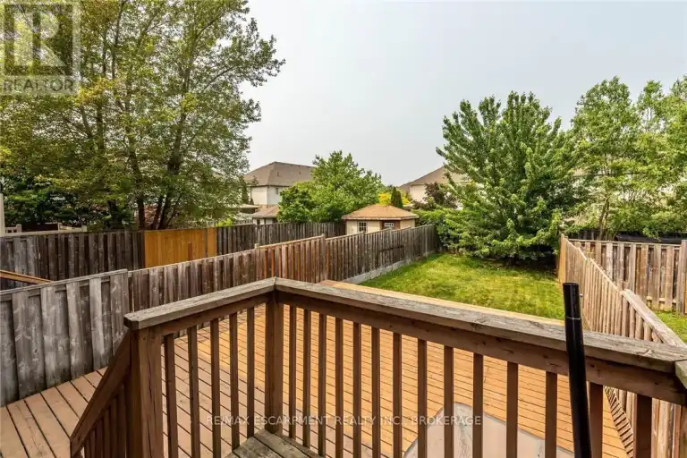 34 ELDERBERRY AVENUE | 34 ELDERBERRY AVENUE, Grimsby | 2976157