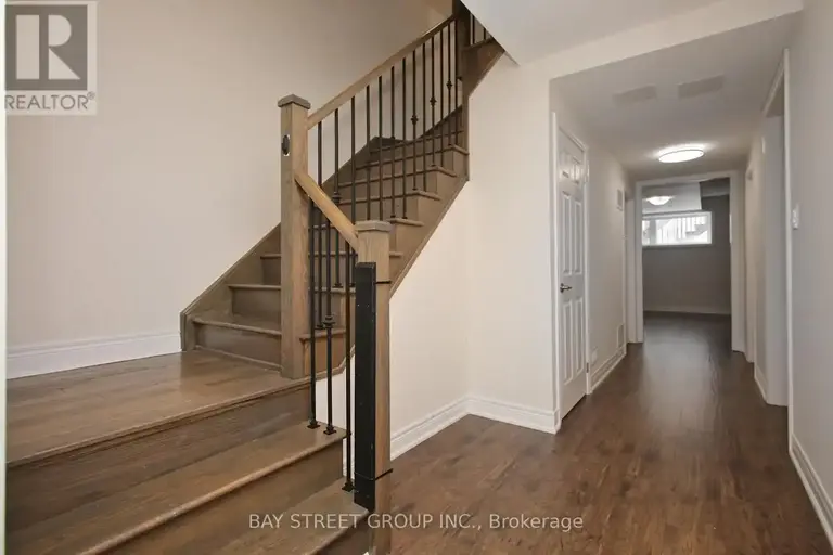 102 CARRVILLE WOODS CIRCLE | 102 CARRVILLE WOODS CIRCLE, Vaughan | 2994607