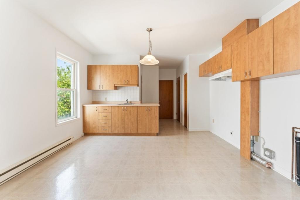 Beau 3 ½ lumineux au 2ᵉ étage – 27, rue Paré, Granby | 2976892