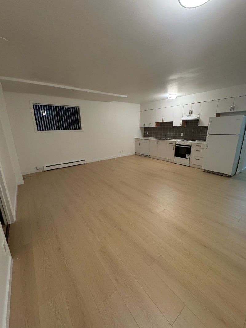 Blueridge Apartments | 2977066