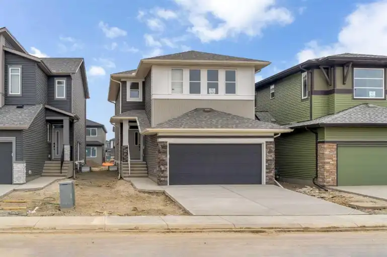 56 Corner Glen Green NE | 56 Corner Glen Green, Calgary | 2977222