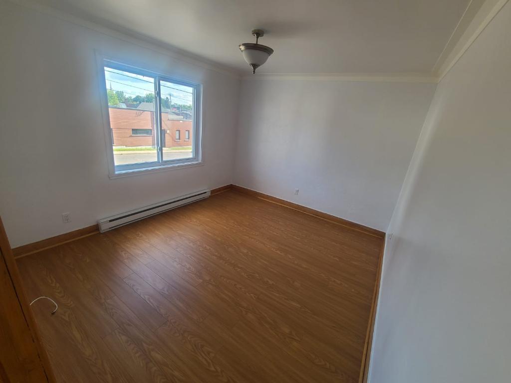 Appartement 5 ½ Lumineux Dans Quartier Calme | 2977290