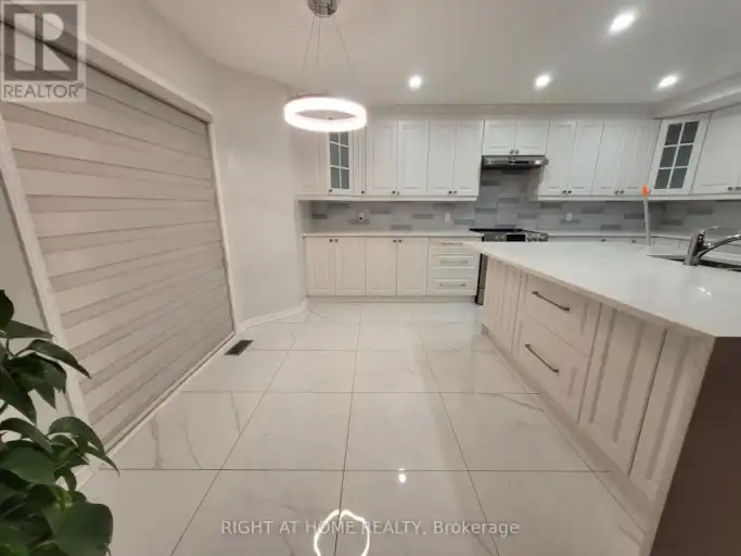 239 HIGHPOINTE CRESCENT | 239 HIGHPOINTE CRESCENT, Ottawa | 2977417