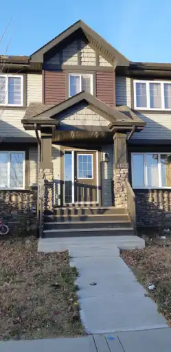 Clean bright spectacular looking Townhouse - October 1st possession. | 5122 22 Avenue Southwest, Edmonton | 2977505