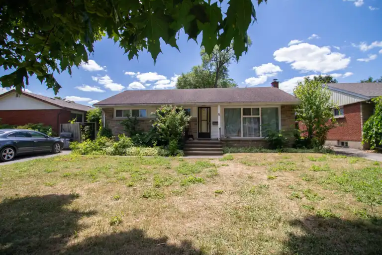 6 Broadview Ave - 2 | 6 Broadview Ave -, St. Catharines | 2977698