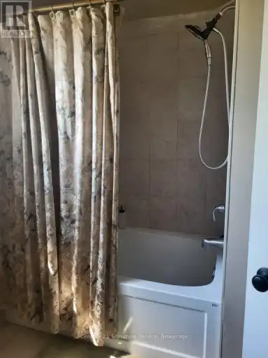 793 EYER DRIVE | 793 EYER DRIVE, Pickering | 2977706