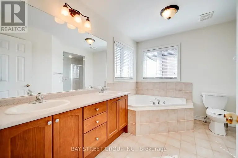81 ESTRELLA CRESCENT | 81 ESTRELLA CRESCENT, Richmond Hill | 2978392