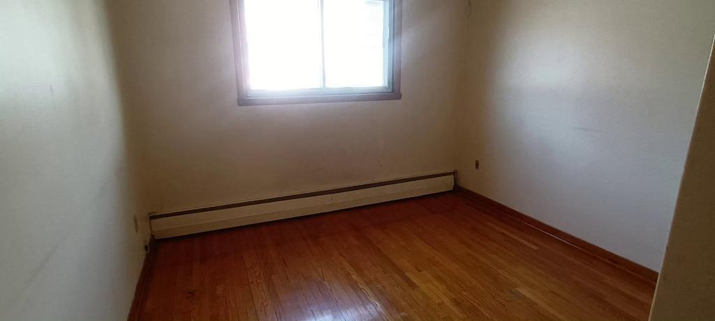 ANJOU 3 1/2 PRES HALLS D 'ANJOU | 2978838