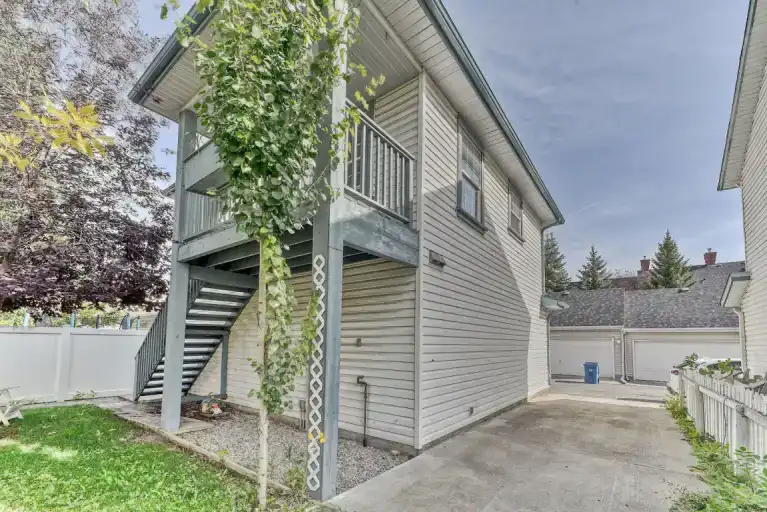 1 bed room Carriage Suite for rent in McKenzie Towne (Private Entrance) | 65 Inverness Rise Southeast, Calgary | 2979181