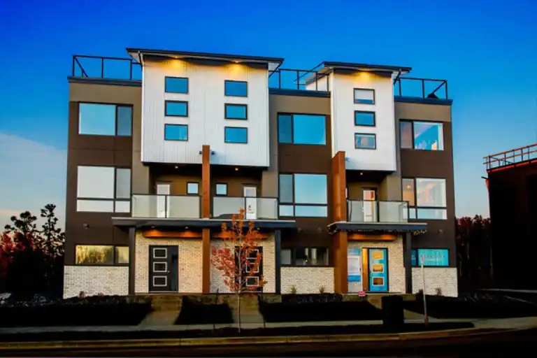 Modern 3+ bed / 2.5 bath / Dbl Car Garage / Rooftop Patio Rental | Sherwood Park | 2979195