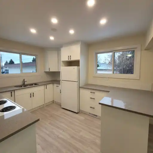 Renovated 3 bedroom, 1 bathroom MAIN FLOOR suite in Ottewell! | 9455 Ottewell Road Northwest, Edmonton | 2979204