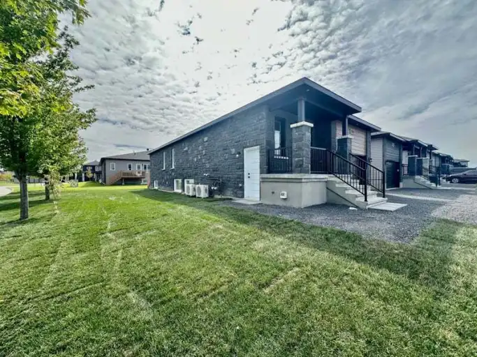 1232 Montblanc Cres Unit A | 1232 Montblanc Cres, Embrun | 2979410