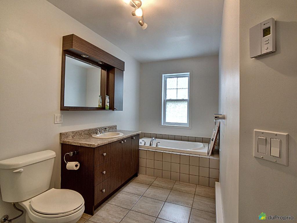 Grand condo 2 chambres Inclu WIFI - Parking - Locker - | 2979553