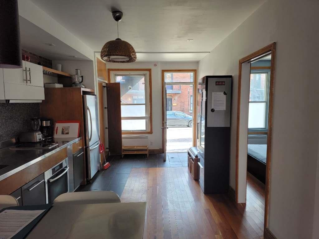 TRÈS BEAU 4 ½ MEUBLÉ ET ÉQUIPÉ avec BALCON et JARDIN – PLATEAU MONT-ROYAL | 2979778