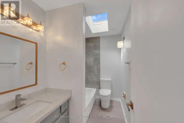 54 BOGART STREET | 54 BOGART STREET, St. Catharines | 2980162