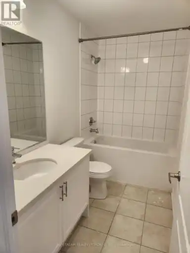 28 JAMES NOBLE LANE | 28 JAMES NOBLE LANE, Richmond Hill | 2980208