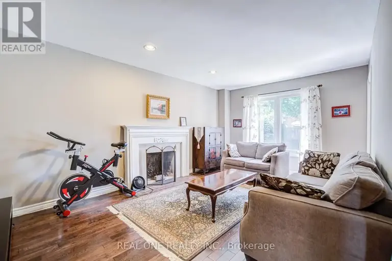 520 BLENHEIM CRESCENT | 520 BLENHEIM CRESCENT, Oakville | 2980487