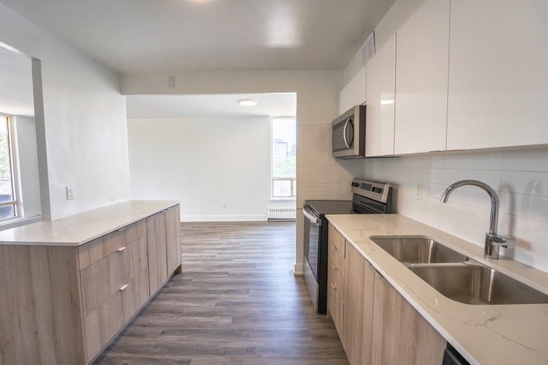 25 St. Dennis | 2998405