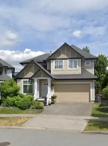 Rent this gorgeous two story home, complete with a basement in-law suite. | 7046 181B Street, Surrey | 2981063