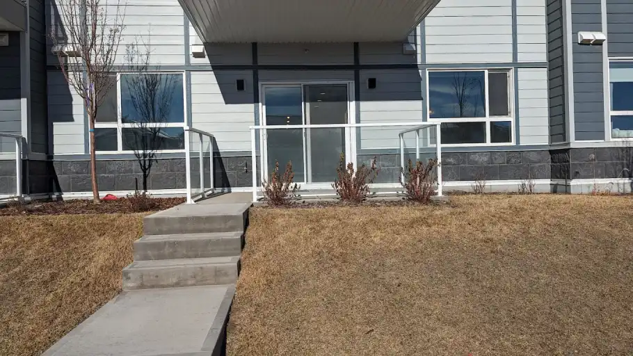 Two Bedroom Two baths Apartment Unit For Rent | 40 Carrington Plaza, Calgary | 2981152