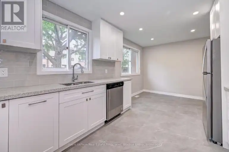 110 CONWAY DRIVE | 110 CONWAY DRIVE, Kitchener | 2981268